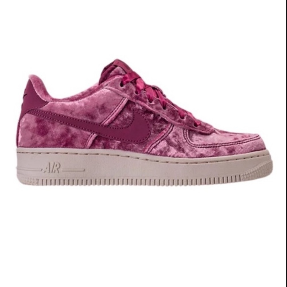 Euc Nike Air Force 1 6.5 Youth Low Pink Purple Crushed Velvet Shoes Womens - Picture 2 of 15